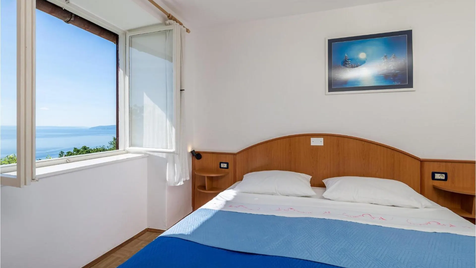 Semesterbostad Beautiful Home In Lovran With House Sea View Kroatien